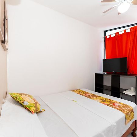 Hostal "Centrika" Tarapoto Exteriör bild